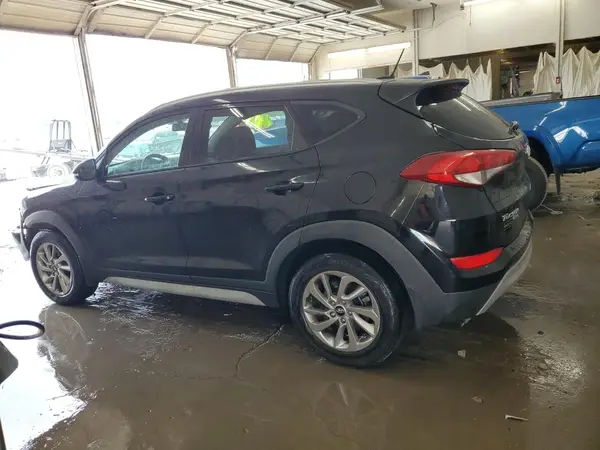 KM8J33A24HU502961 2017 HYUNDAI TUCSON - Image 2