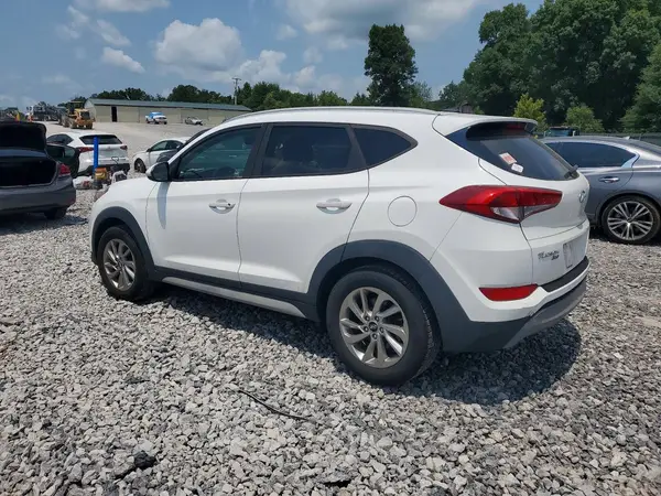 KM8J33A24HU503012 2017 HYUNDAI TUCSON - Image 2