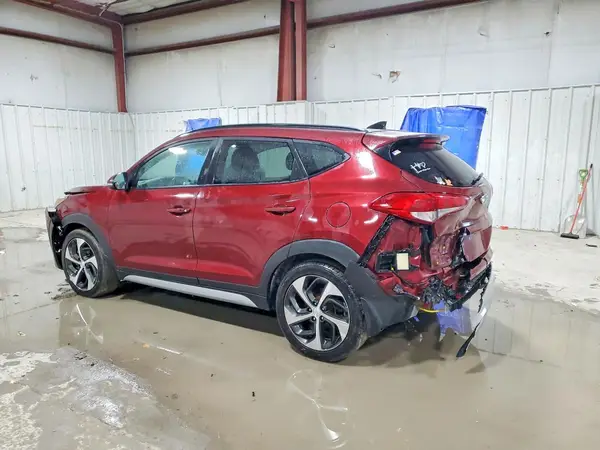 KM8J33A24JU631353 2018 HYUNDAI TUCSON - Image 2