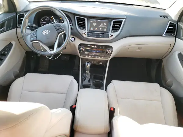 KM8J33A24JU680245 2018 HYUNDAI TUCSON - Image 8