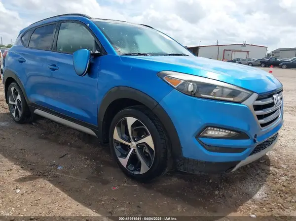 KM8J33A24JU729749 2018 HYUNDAI TUCSON - Image 1