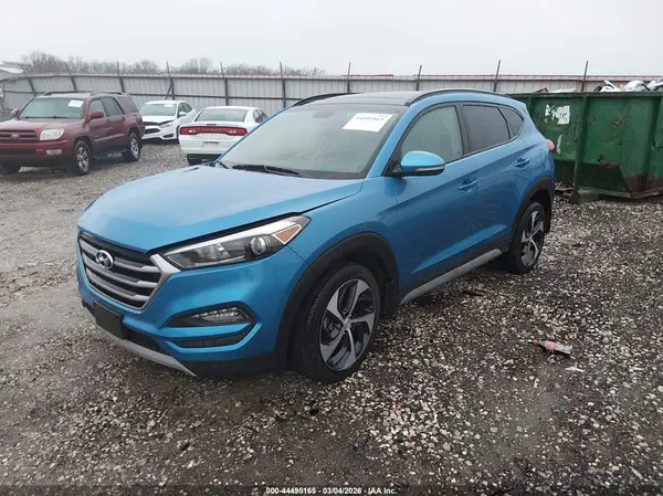 KM8J33A24JU734255 2018 HYUNDAI TUCSON - Image 2