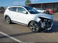 KM8J33A24JU760080 2018 HYUNDAI TUCSON