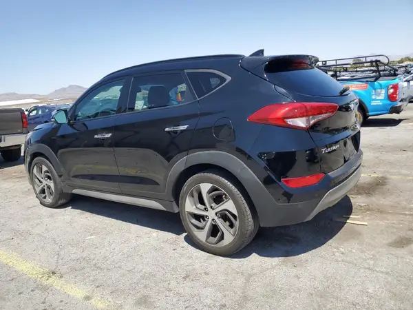 KM8J33A24JU783326 2018 HYUNDAI TUCSON - Image 2
