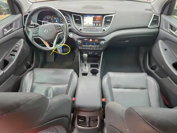 KM8J33A24JU795492 2018 HYUNDAI TUCSON - Image 8