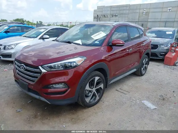 KM8J33A24JU799798 2018 HYUNDAI TUCSON - Image 2