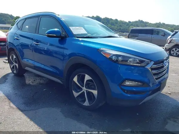 KM8J33A24JU799946 2018 HYUNDAI TUCSON - Image 1