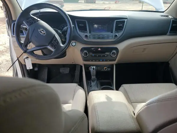 KM8J33A25GU026444 2016 HYUNDAI TUCSON - Image 8