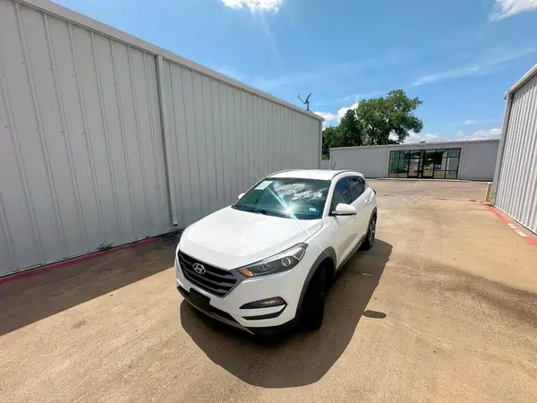 KM8J33A25GU026489 2016 HYUNDAI TUCSON - Image 2