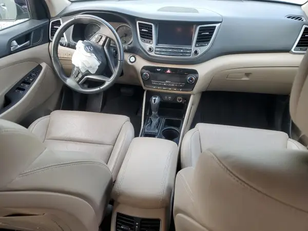 KM8J33A25GU029151 2016 HYUNDAI TUCSON - Image 8