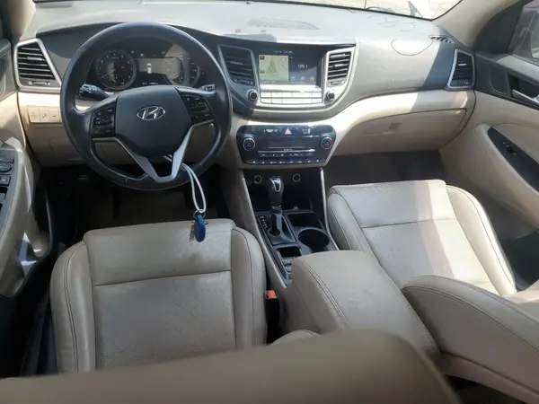 KM8J33A25GU032471 2016 HYUNDAI TUCSON - Image 8