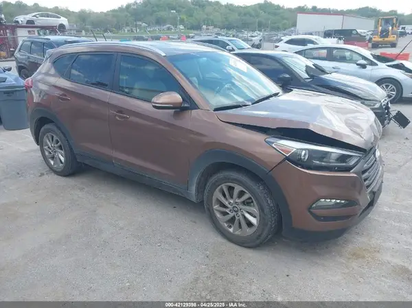 KM8J33A25GU034592 2016 HYUNDAI TUCSON - Image 1