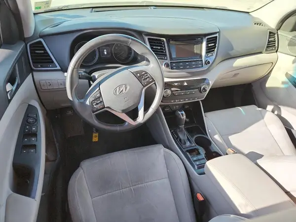 KM8J33A25GU035564 2016 HYUNDAI TUCSON - Image 8