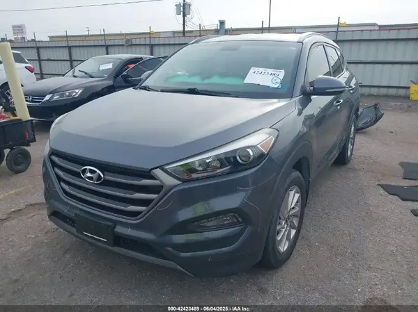 KM8J33A25GU037783 2016 HYUNDAI TUCSON - Image 2
