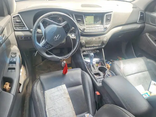 KM8J33A25GU040232 2016 HYUNDAI TUCSON - Image 8