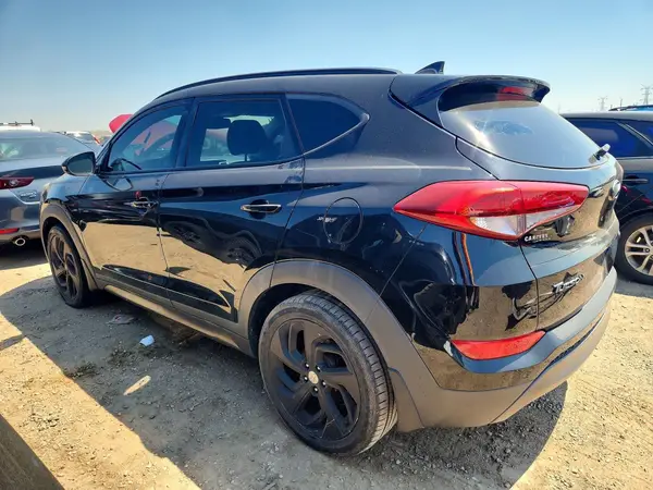 KM8J33A25GU068712 2016 HYUNDAI TUCSON - Image 2