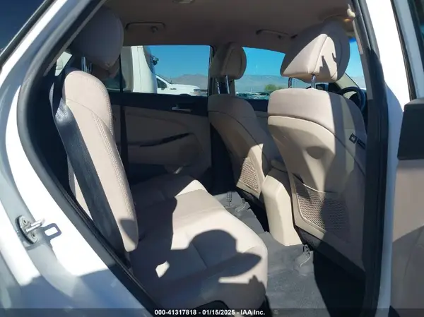 KM8J33A25GU073747 2016 HYUNDAI TUCSON - Image 8