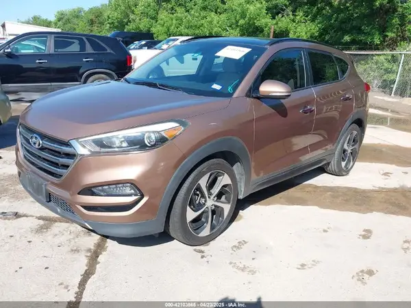 KM8J33A25GU074798 2016 HYUNDAI TUCSON - Image 2