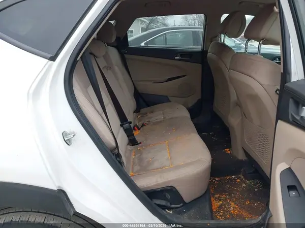 KM8J33A25GU075885 2016 HYUNDAI TUCSON - Image 8