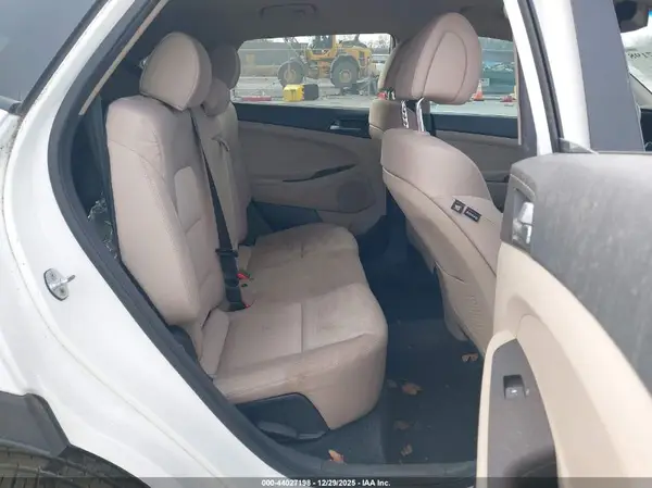 KM8J33A25GU088457 2016 HYUNDAI TUCSON - Image 8