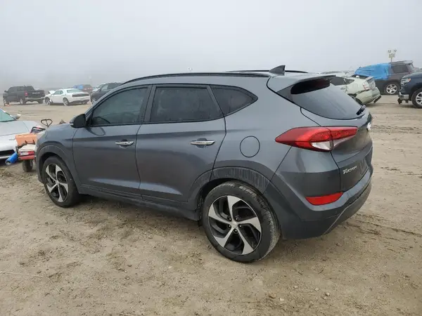 KM8J33A25GU139536 2016 HYUNDAI TUCSON - Image 2