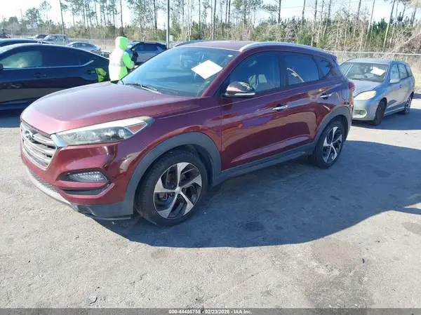 KM8J33A25GU152965 2016 HYUNDAI TUCSON - Image 2