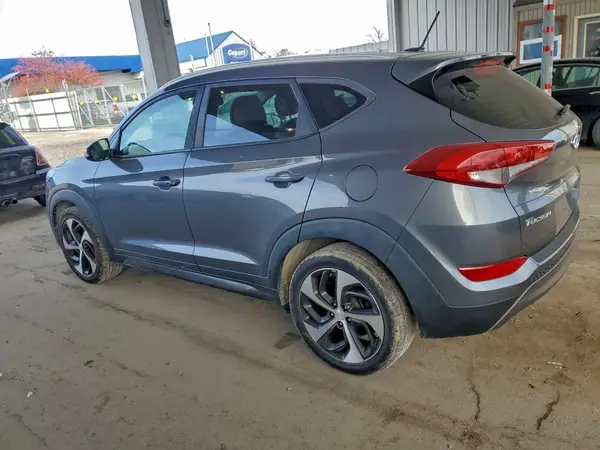 KM8J33A25GU158166 2016 HYUNDAI TUCSON - Image 2