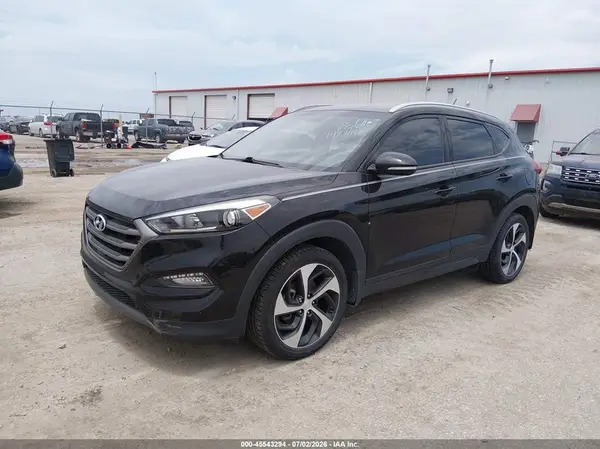 KM8J33A25GU163139 2016 HYUNDAI TUCSON - Image 2