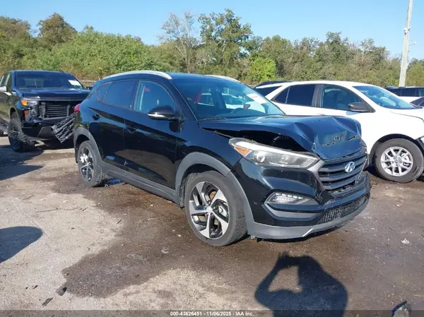 KM8J33A25GU196030 2016 HYUNDAI TUCSON - Image 1