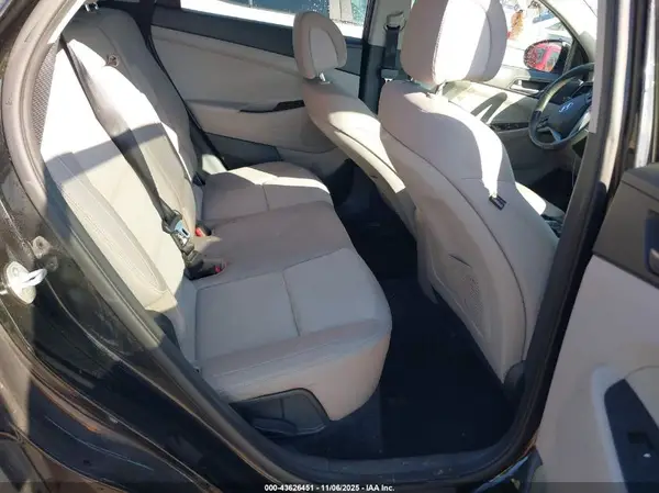 KM8J33A25GU196030 2016 HYUNDAI TUCSON - Image 8