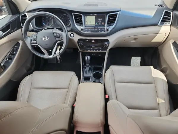 KM8J33A25GU196416 2016 HYUNDAI TUCSON - Image 8