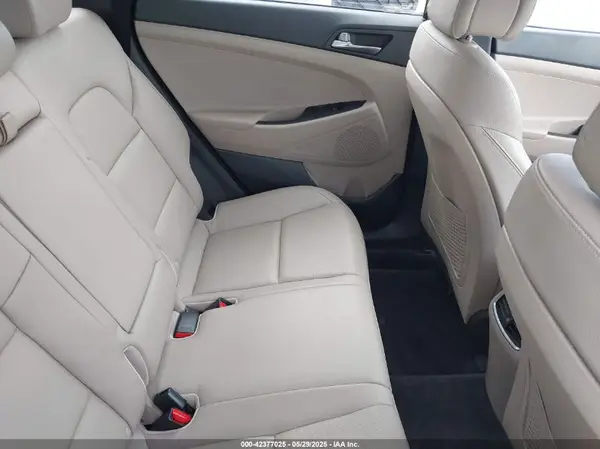 KM8J33A25GU201307 2016 HYUNDAI TUCSON - Image 8