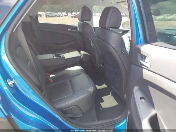 KM8J33A25GU207950 2016 HYUNDAI TUCSON - Image 8