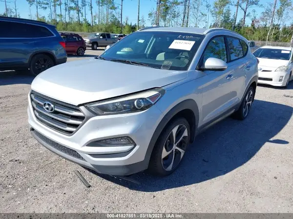 KM8J33A25GU224084 2016 HYUNDAI TUCSON - Image 2