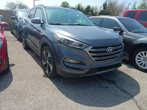 KM8J33A25GU240589 2016 HYUNDAI TUCSON - Image 1