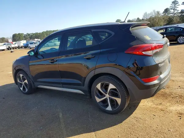KM8J33A25HU289874 2017 HYUNDAI TUCSON - Image 2