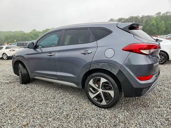 KM8J33A25HU296999 2017 HYUNDAI TUCSON - Image 2