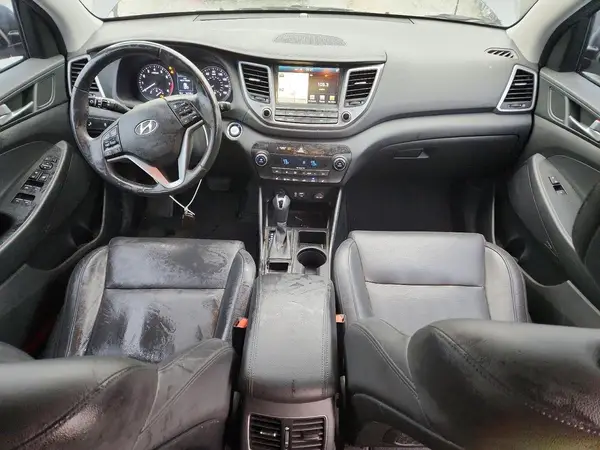 KM8J33A25HU296999 2017 HYUNDAI TUCSON - Image 8