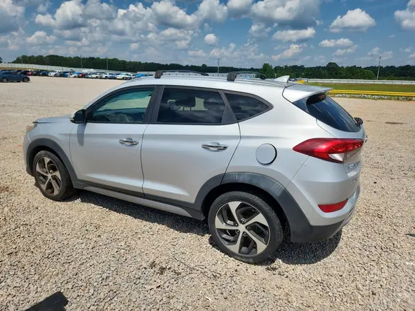 KM8J33A25HU301571 2017 HYUNDAI TUCSON - Image 2