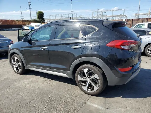 KM8J33A25HU333016 2017 HYUNDAI TUCSON - Image 2