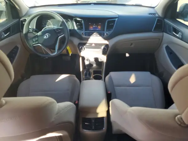 KM8J33A25HU342279 2017 HYUNDAI TUCSON - Image 8