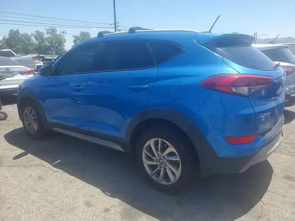KM8J33A25HU347238 2017 HYUNDAI TUCSON - Image 2