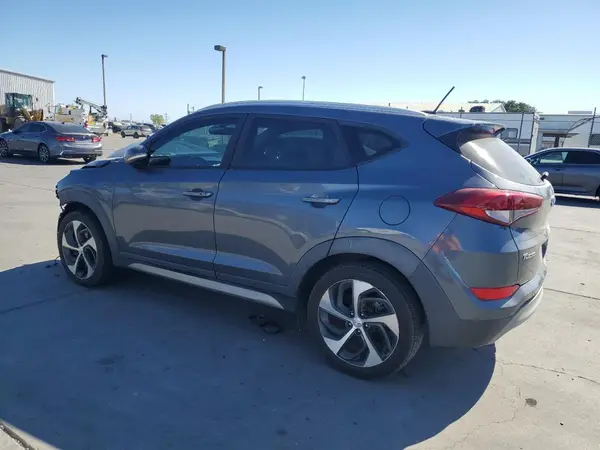 KM8J33A25HU349622 2017 HYUNDAI TUCSON - Image 2