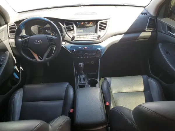 KM8J33A25HU357025 2017 HYUNDAI TUCSON - Image 8