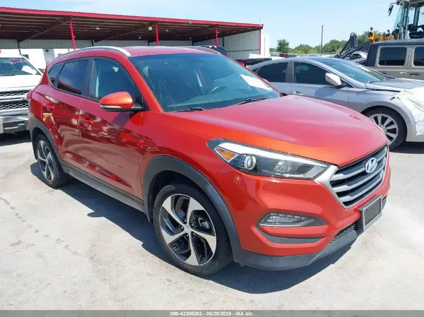 KM8J33A25HU358014 2017 HYUNDAI TUCSON - Image 1