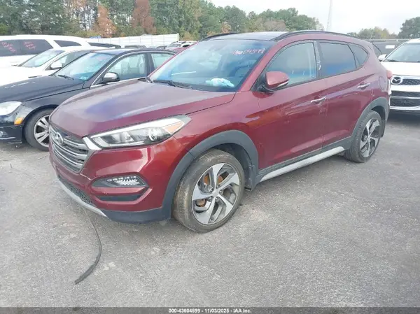 KM8J33A25HU368266 2017 HYUNDAI TUCSON - Image 2