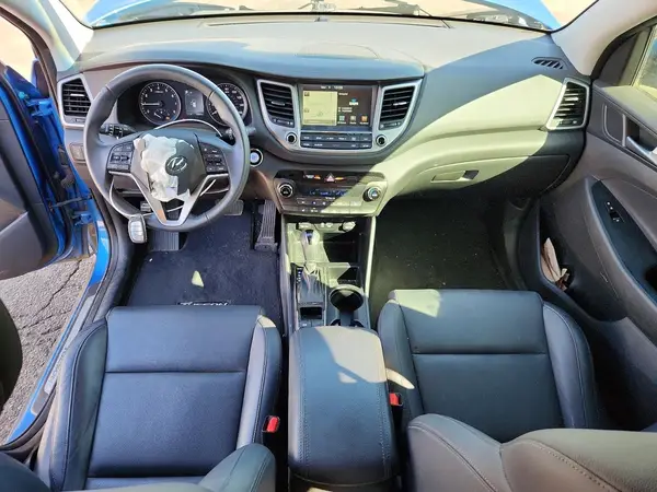 KM8J33A25HU411326 2017 HYUNDAI TUCSON - Image 8