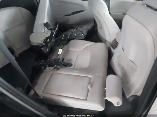 KM8J33A25HU419622 2017 HYUNDAI TUCSON - Image 8