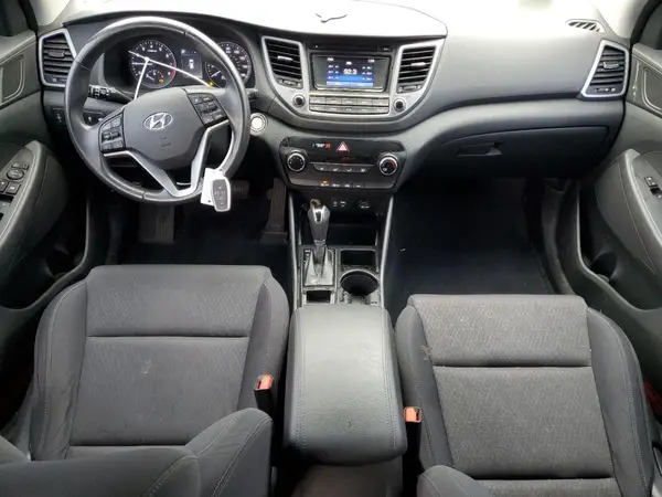 KM8J33A25HU428739 2017 HYUNDAI TUCSON - Image 8
