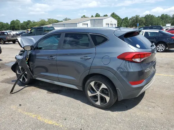 KM8J33A25HU457061 2017 HYUNDAI TUCSON - Image 2